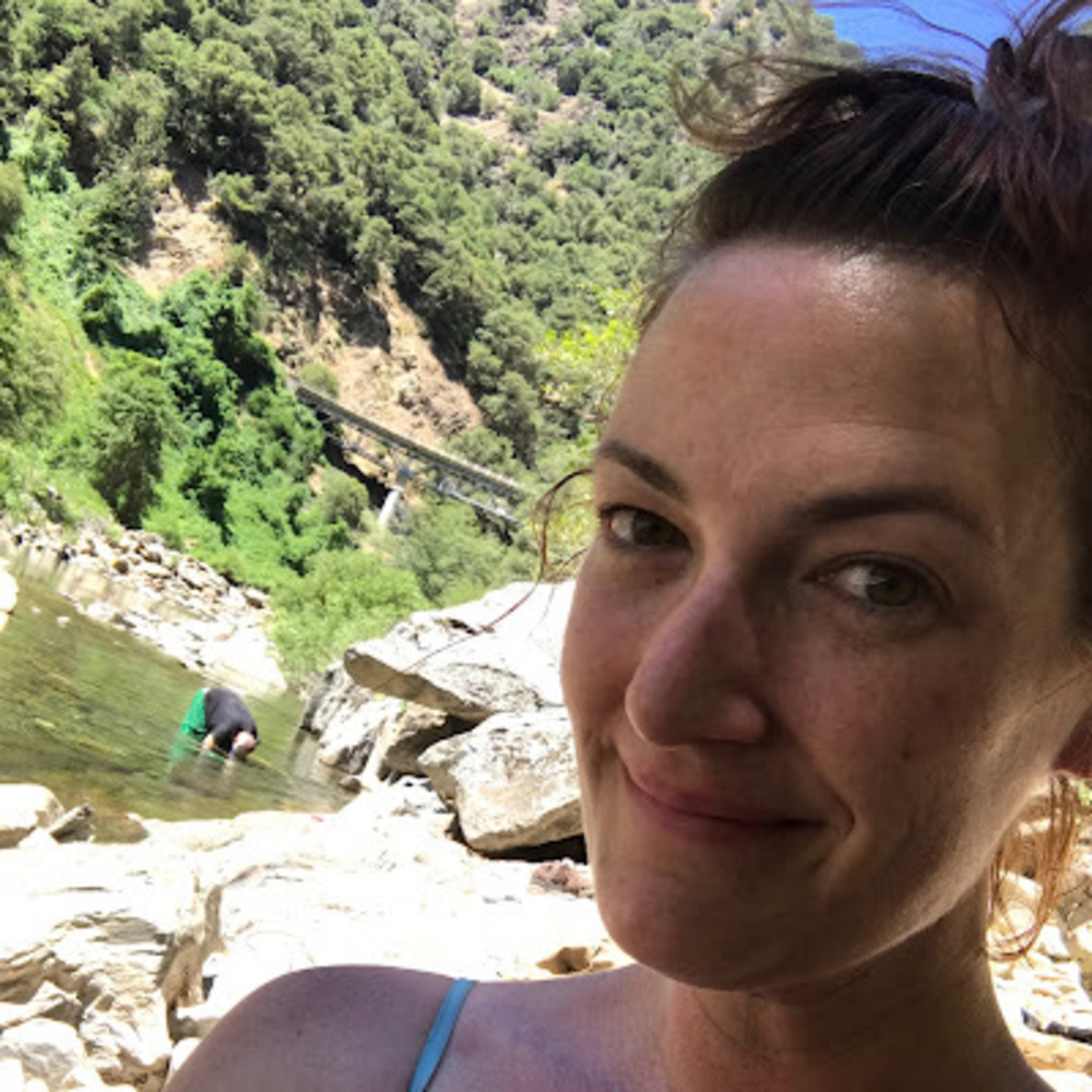 Meet your Posher, Hollie